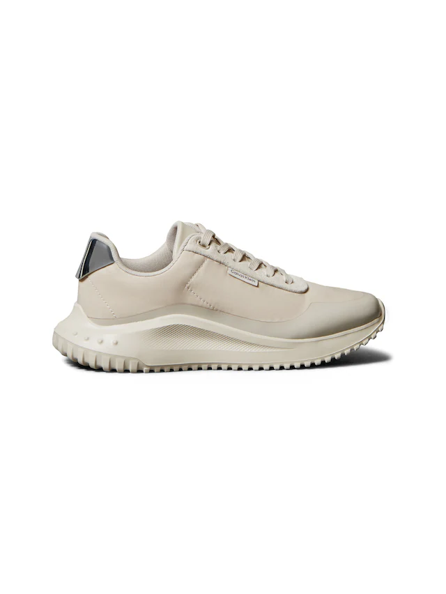 Calvin Klein Jeans Sneaker »EVA RUNNER LACE UP MAT MIX« Halbschuh, Freizeitschuh, Schnürschuh mit leichter Profilsohle