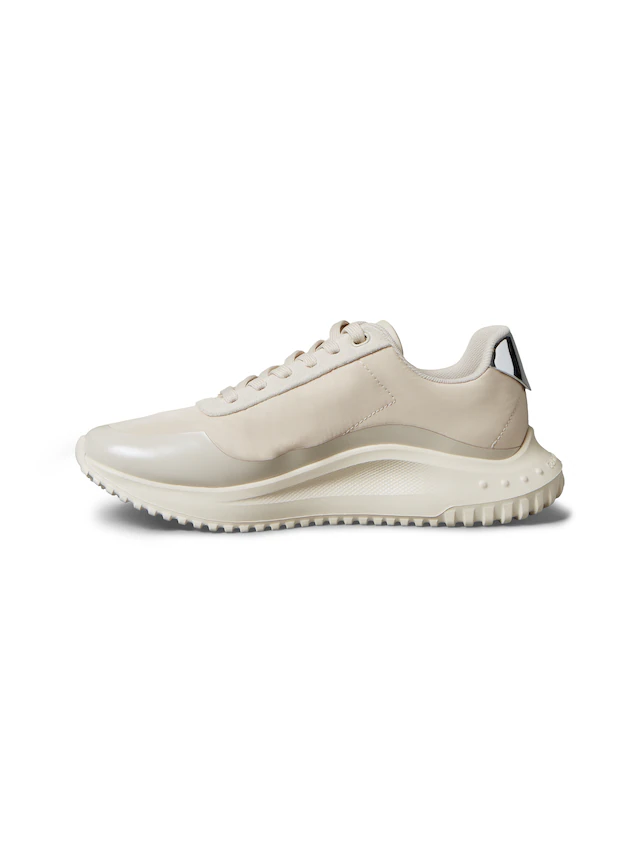 Calvin Klein Jeans Sneaker »EVA RUNNER LACE UP MAT MIX« Halbschuh, Freizeitschuh, Schnürschuh mit leichter Profilsohle