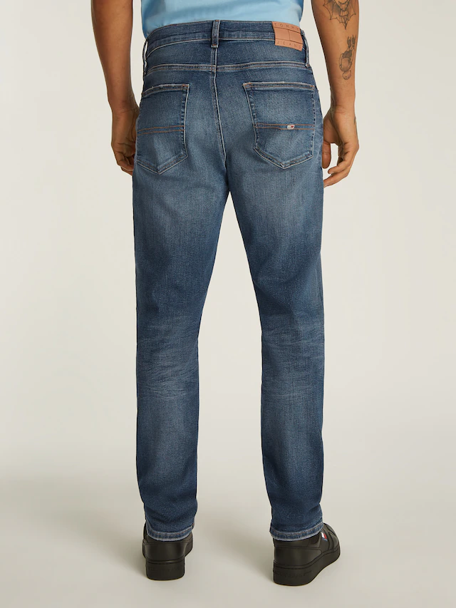 Tommy Jeans Slim-fit-Jeans »Ryan Regular Slim Straight« Slim‑Straight‑Jeans aus hochwertigem Denim regulärer Leibhöhe