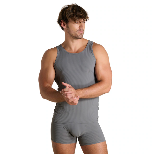 Bruno Banani T-Shirt »ANTISTRESS 2.0« Rundhals, hüftbedeckend, elastisch