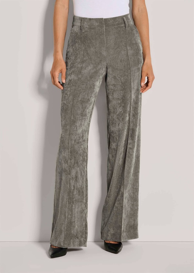 MADELEINE Cordhose »Cordhose Weite Cordhose mit Bügelfalten« Weite Cordhose mit Bügelfalte