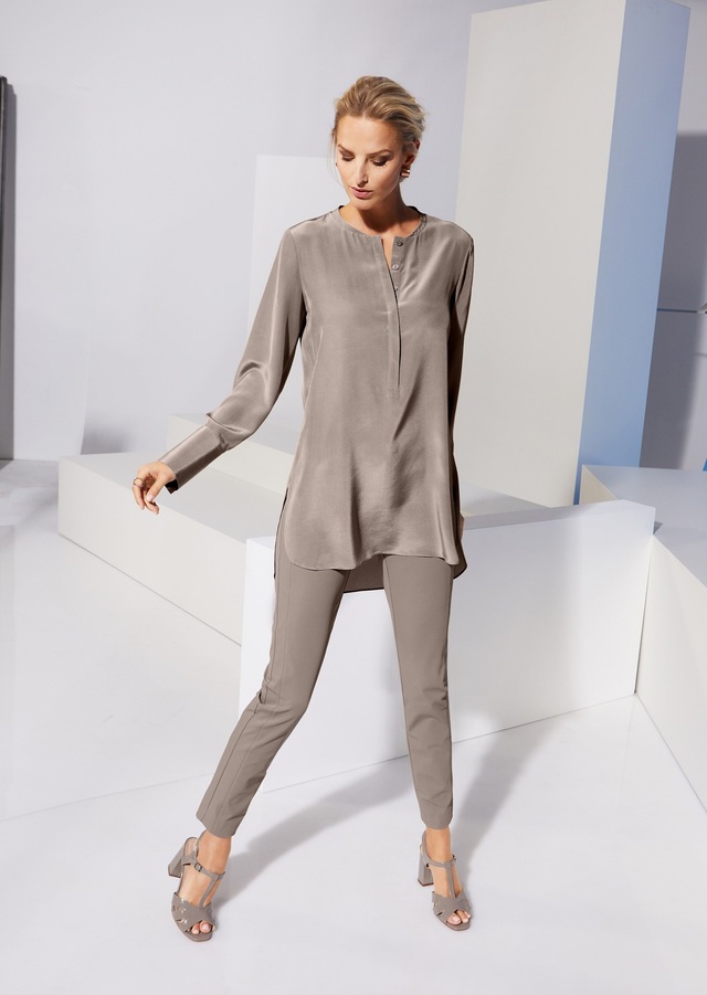 MADELEINE Hemdbluse »Seidenhemd Luxuriöse Bluse mit kragenlosem Design«