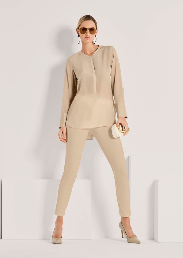 MADELEINE Hemdbluse »Seidenhemd Luxuriöse Bluse mit kragenlosem Design«