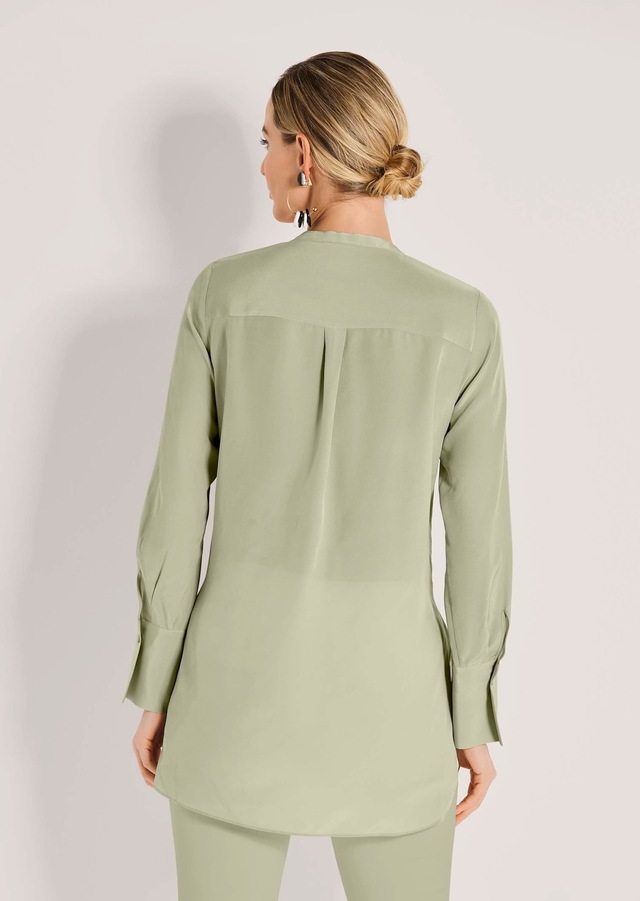 MADELEINE Hemdbluse »Seidenhemd Luxuriöse Bluse mit kragenlosem Design«