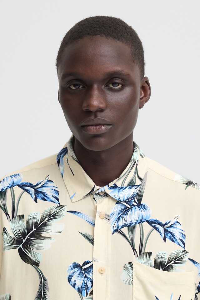 Blend Kurzarmhemd »BHAMELO SHIRT PRINT« lockere Passform, mit geblümtem Print, aus Viskose