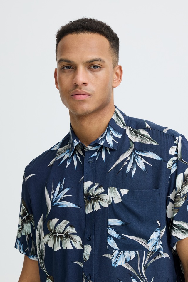 Blend Kurzarmhemd »BHAMELO SHIRT PRINT« lockere Passform, mit geblümtem Print, aus Viskose