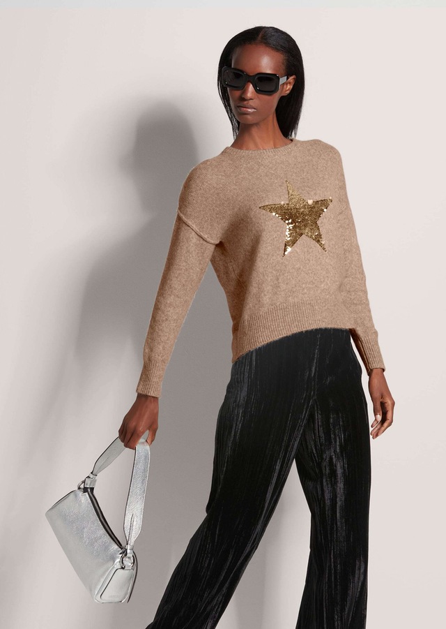 MADELEINE Longpullover »Pullover Rundhals-Pullover mit Applikation«