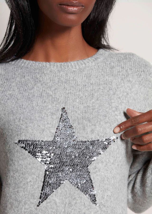 MADELEINE Longpullover »Pullover Rundhals-Pullover mit Applikation«