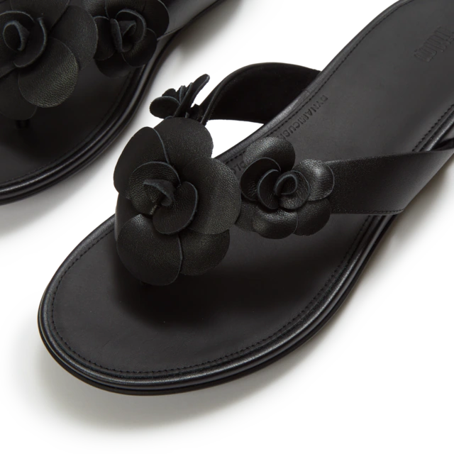 Fitflop Dianette »GRACIE FLOWER LEATHER FLIP-FLOPS« Zehentrenner, Sommerschuh mit auffälliger Blüte