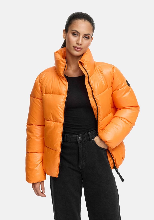 Marikoo Winterjacke »Hazalee« mit leicht gläzendem Obermaterial und hohem Kragen