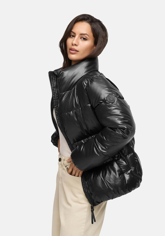 Marikoo Winterjacke »Hazalee« mit leicht gläzendem Obermaterial und hohem Kragen