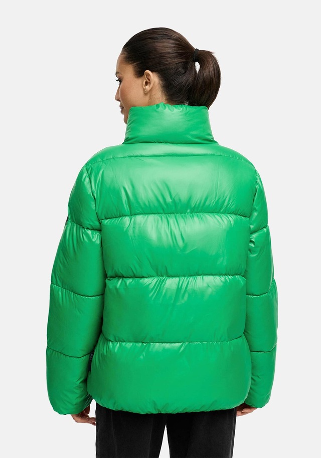 Marikoo Winterjacke »Hazalee« mit leicht gläzendem Obermaterial und hohem Kragen