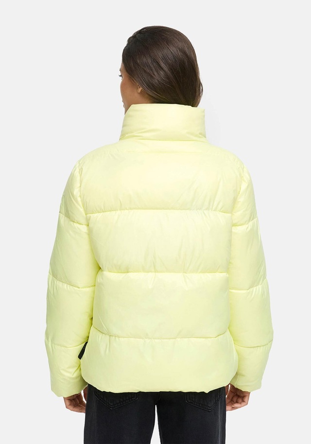 Marikoo Winterjacke »Hazalee« mit leicht gläzendem Obermaterial und hohem Kragen