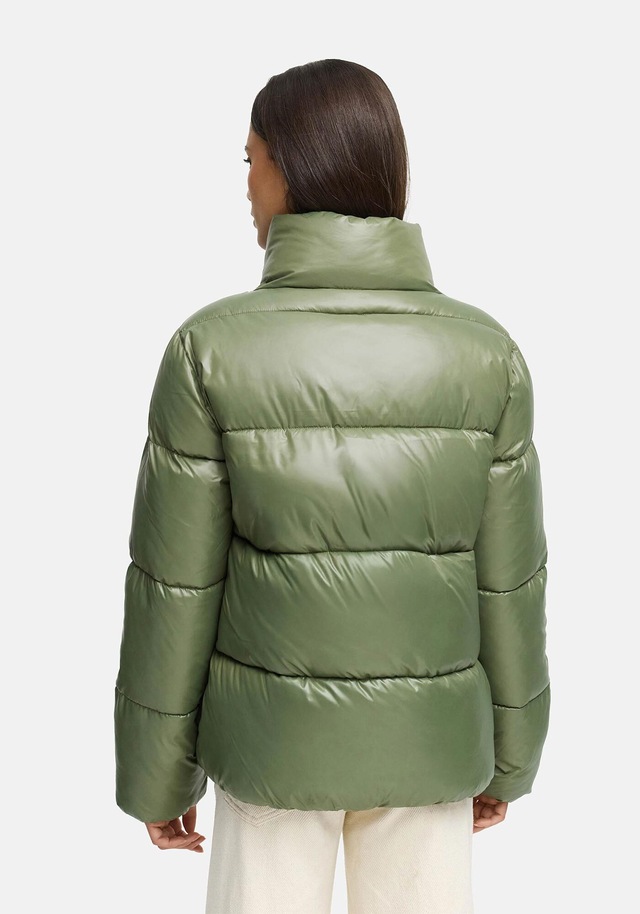 Marikoo Winterjacke »Hazalee« mit leicht gläzendem Obermaterial und hohem Kragen