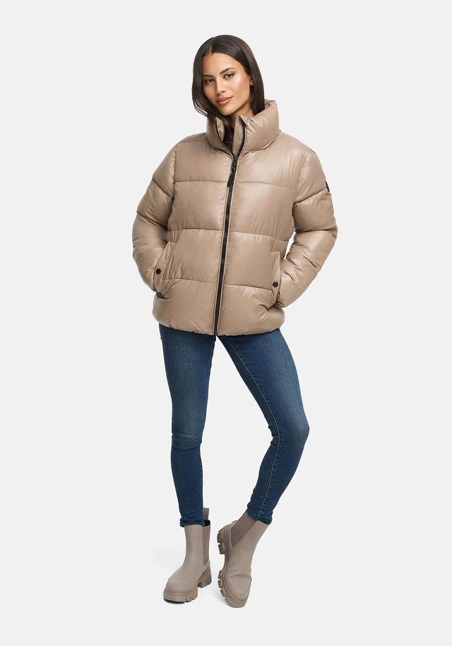 Marikoo Winterjacke »Hazalee« mit leicht gläzendem Obermaterial und hohem Kragen
