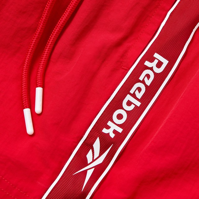 Reebok Badeshorts »Tanner« mit seitlichen Taschen und Logoschriftzug