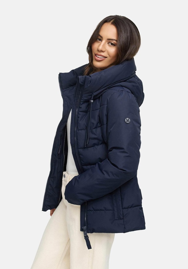 Marikoo Winterjacke »Himee« mit praktischem Taillengürtel und robuster Klickschnalle
