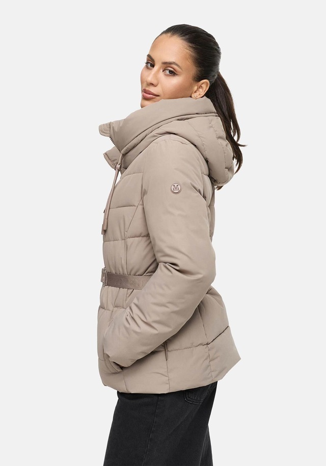 Marikoo Winterjacke »Himee« mit praktischem Taillengürtel und robuster Klickschnalle