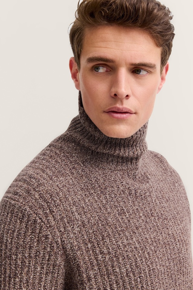 bugatti Rollkragenpullover »Regular Fit« Grobstrick aus einem Wollmix