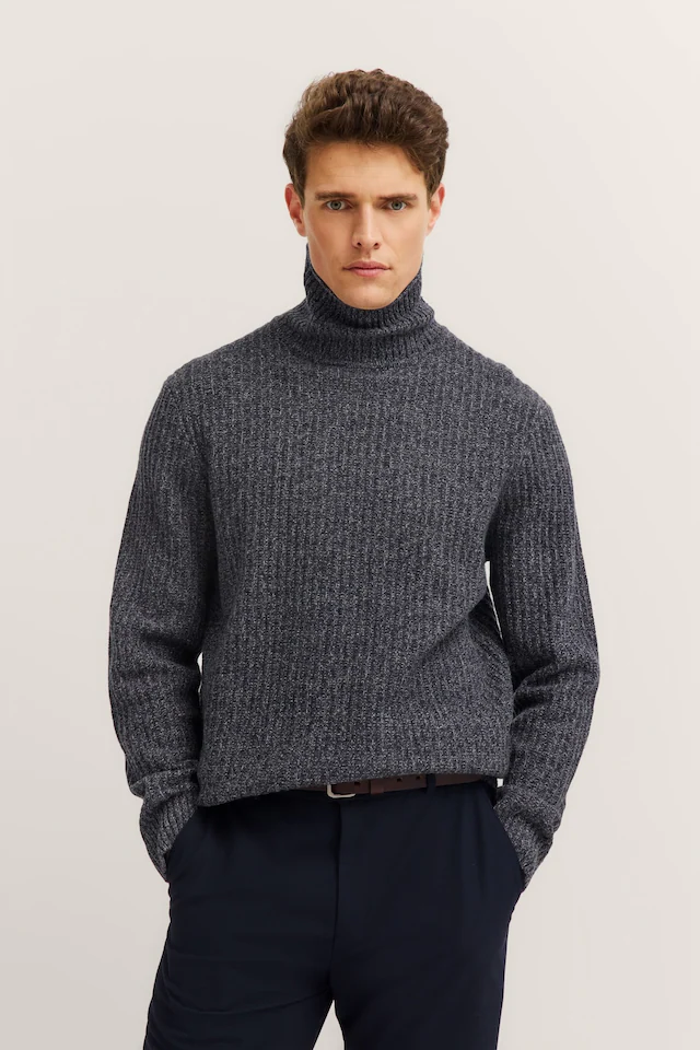 bugatti Rollkragenpullover »Regular Fit« Grobstrick aus einem Wollmix