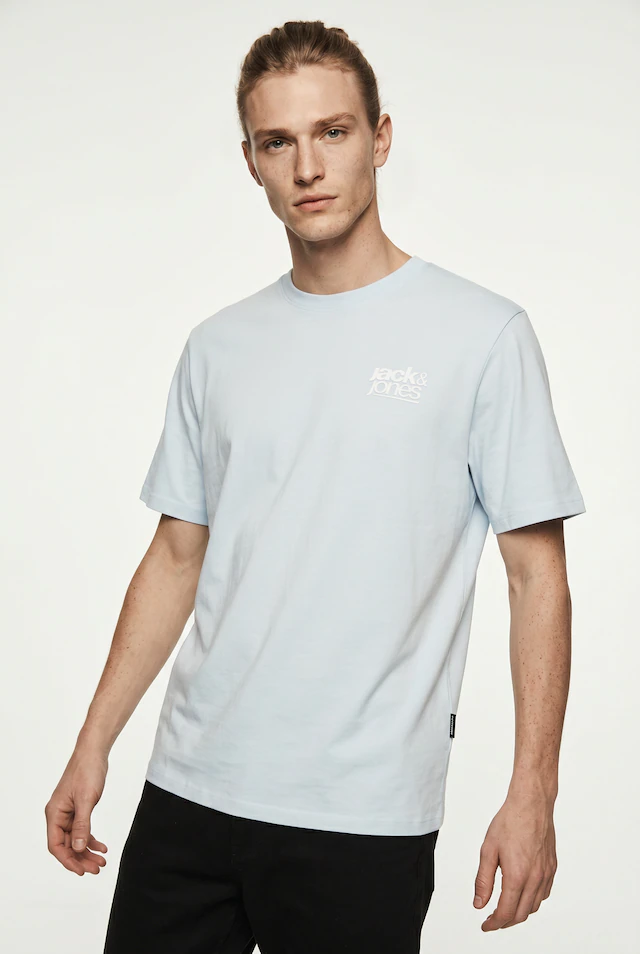 Jack & Jones T-Shirt »JCOCLUB BACK PHOTO TEE SS CREW NECK« mit Print