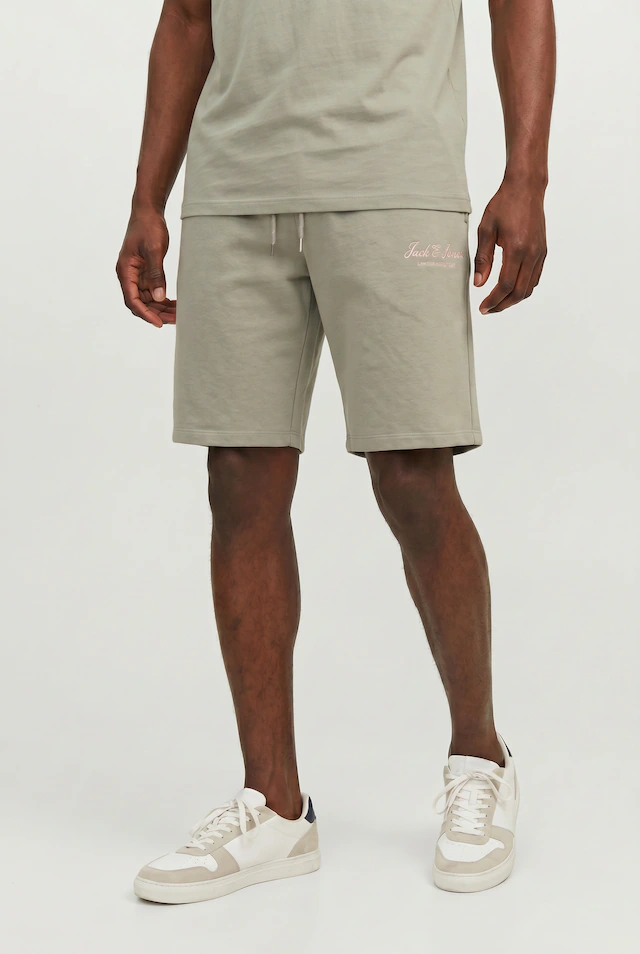 Jack & Jones Laufhose »JPSTGORDON ARCHIVE COLOR SWEAT SHORT MID« mit Logo Schriftzug