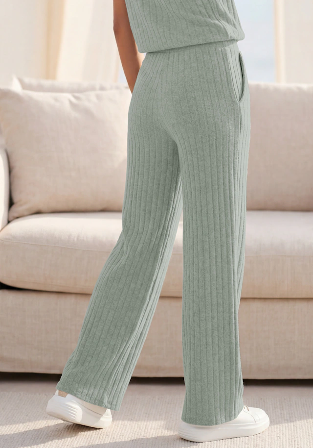 Vivance Schlupfhose »aus kuscheliger Rippware mit flauschigem Griff« Relaxhose aus Rippstoff, bequeme Loungehose, lässige Jerseyhose