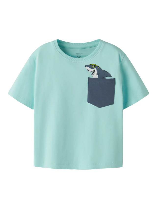 Name It T-Shirt »NMMFIKZ SS NREG TOP BOX« mit kleiner, aufgesetzter Brusttasche
