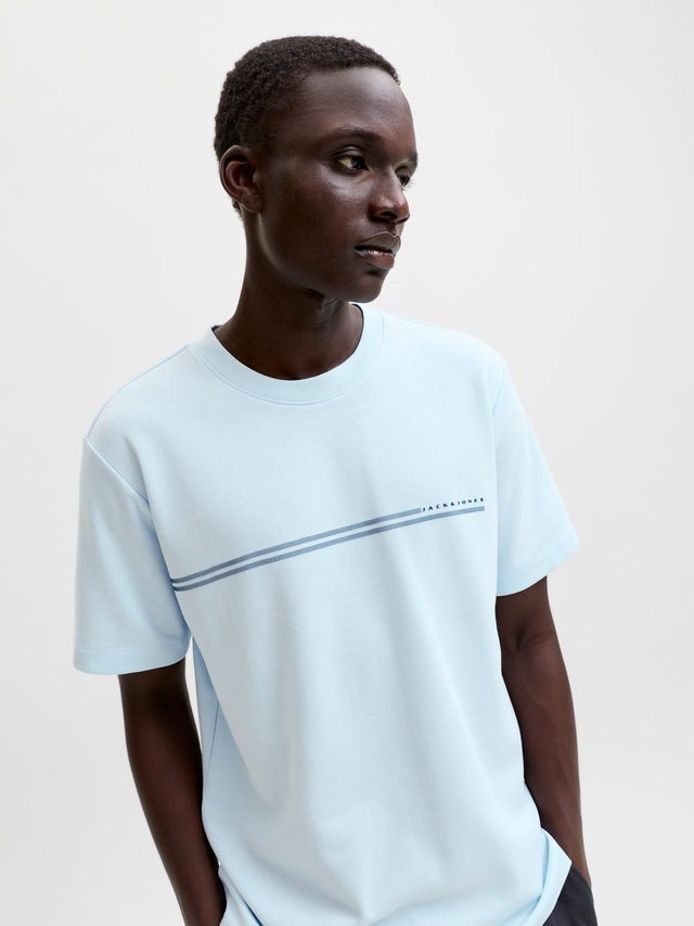 Jack & Jones Kurzarmshirt »JCOFUSION CHEST BRAND TEE SS CREW SN« Materialmix, regular fit