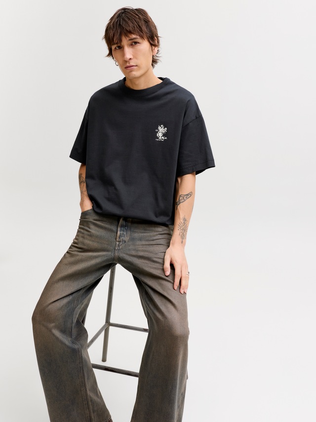 Jack & Jones Kurzarmshirt »JORMAINE BACK TEE SS CREW NECK SN« Baumwolle, relaxed fit