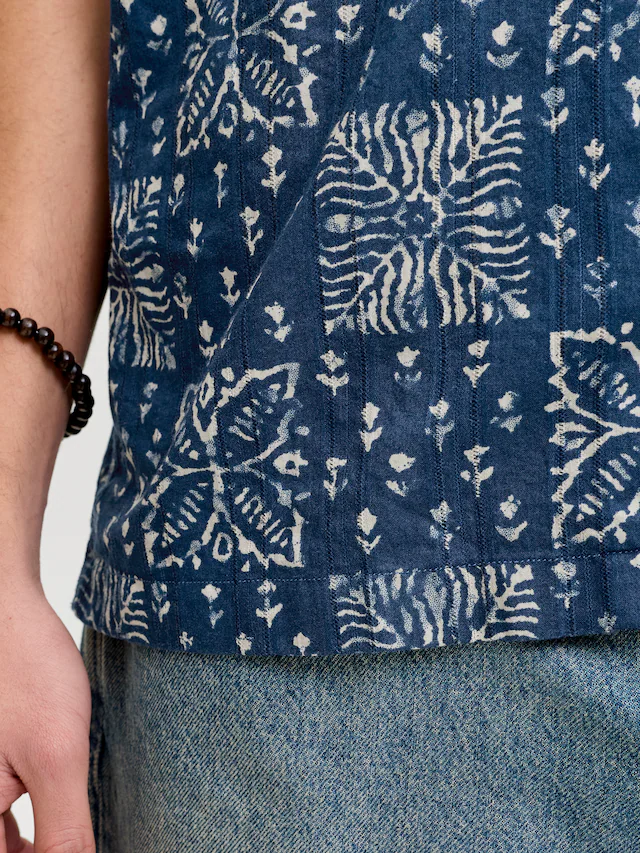 Jack & Jones Kurzarmhemd »JPRBLULYON PRINT DOBBY S/S SHIRT SN«