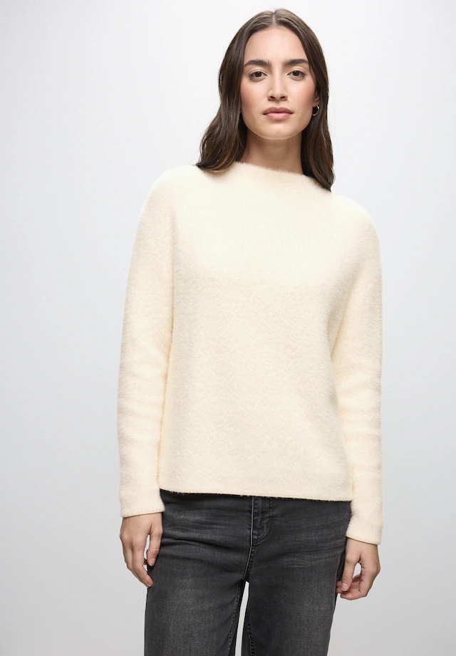 STREET ONE Stehkragenpullover aus softem Materialmix