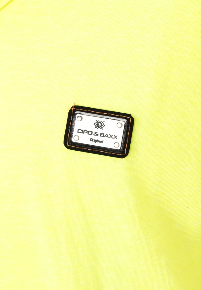 Cipo & Baxx T-Shirt »CT569« mit Logo-Patch Prints