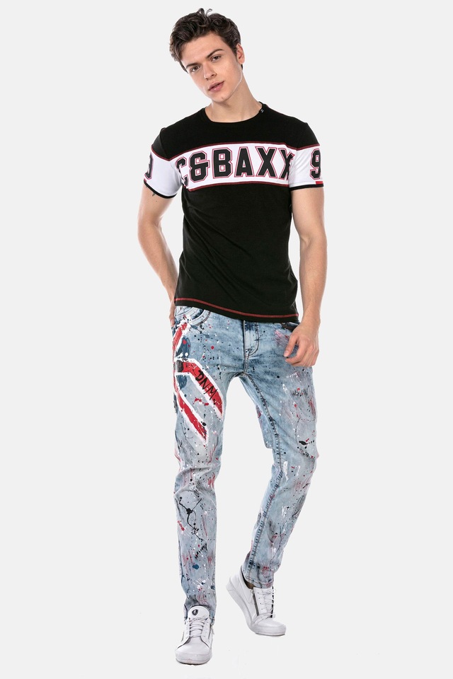 Cipo & Baxx T-Shirt »T-Shirt« modischer Markenprint als Highlight