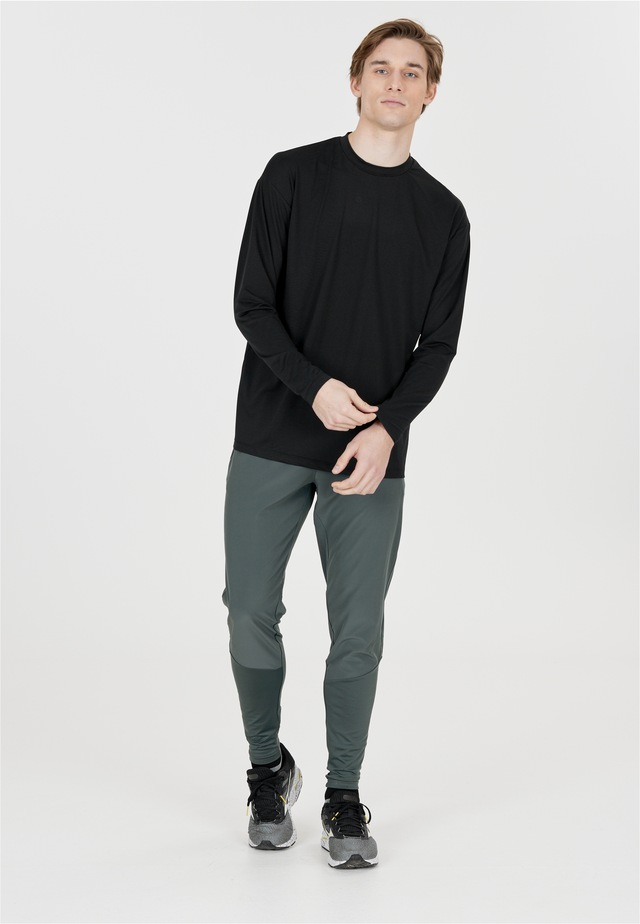 Virtus Langarmshirt »Roger V2« mit praktischer Quick-Dry-Funktion