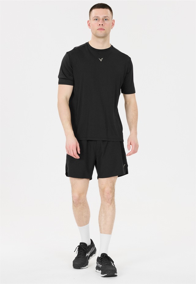 Virtus Funktionsshirt »Walton« mit praktischer Quick-Dry-Funktion