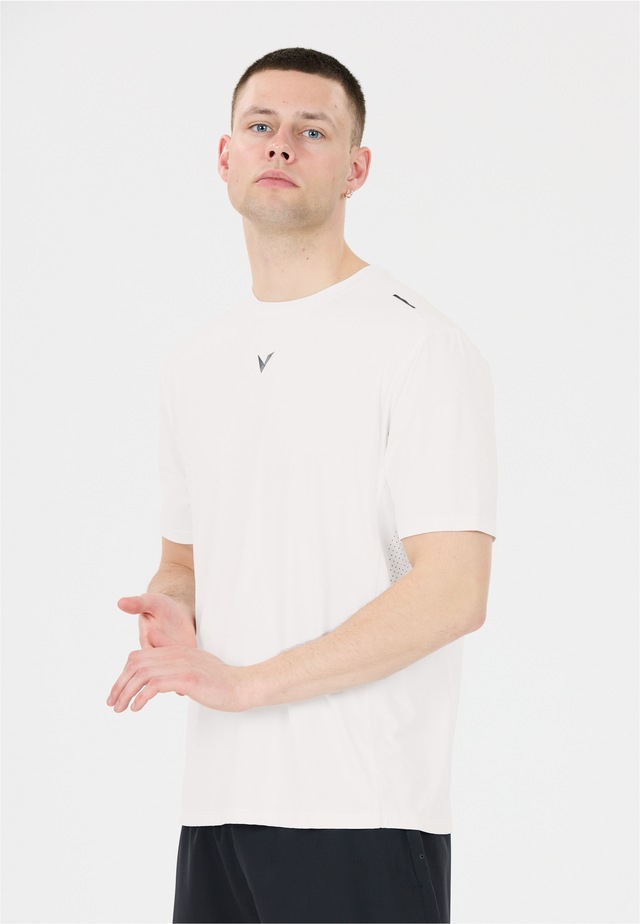 Virtus Funktionsshirt »Walton« mit praktischer Quick-Dry-Funktion