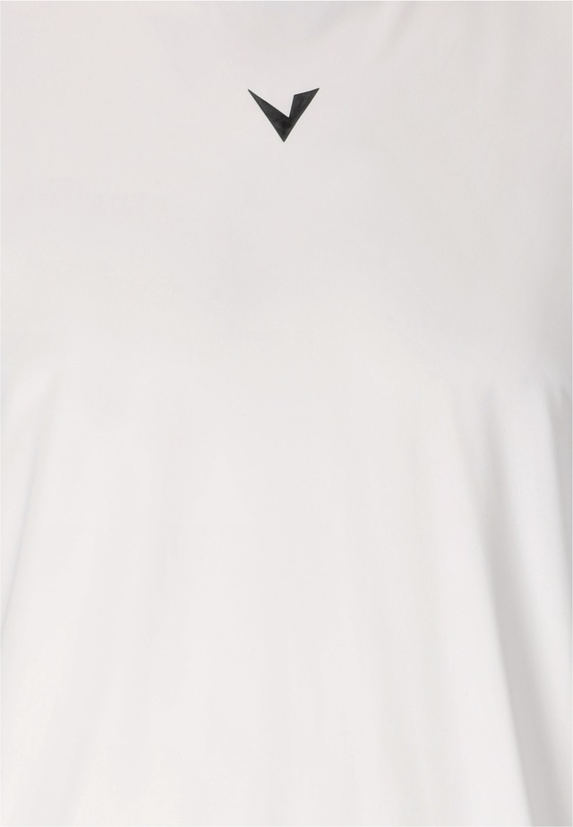 Virtus Funktionsshirt »Walton« mit praktischer Quick-Dry-Funktion