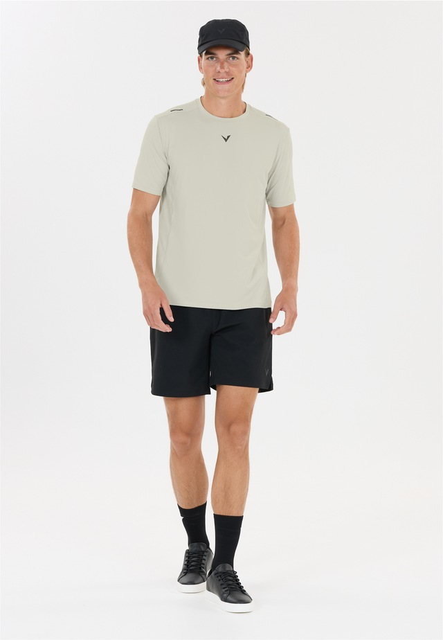 Virtus Funktionsshirt »Walton« mit praktischer Quick-Dry-Funktion