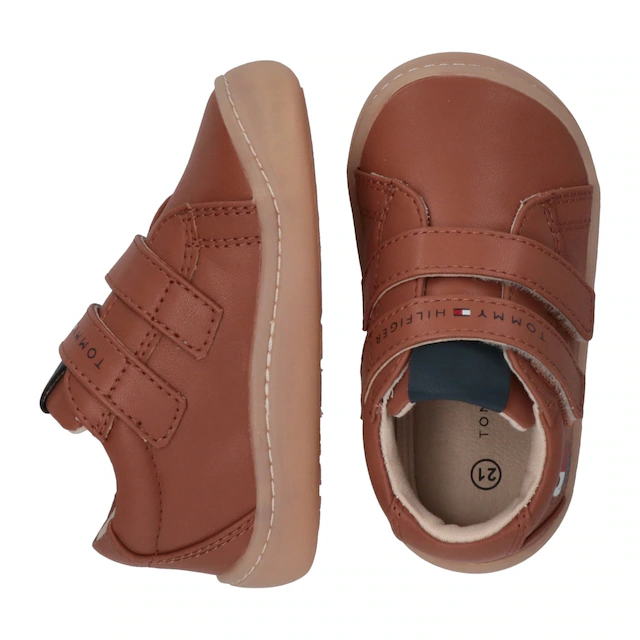 Tommy Hilfiger Lauflernschuh Barfußschuh, Halbschuh, Klettschuh mit Logoschriftzug