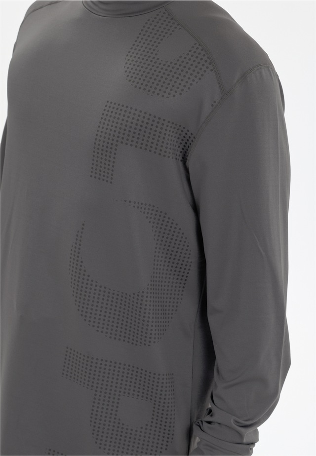 SLOPE Langarmshirt »Riggs« mit atmungsaktiver Eigenschaft