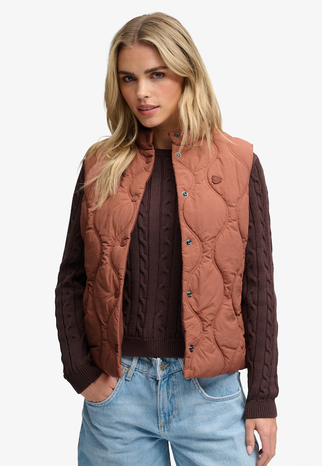 Superdry Steppweste »ONION QUILT CRINKLE SNAP GILET« aus Nylon, Slim Fit, mit Reißverschluss, in normaler Länge