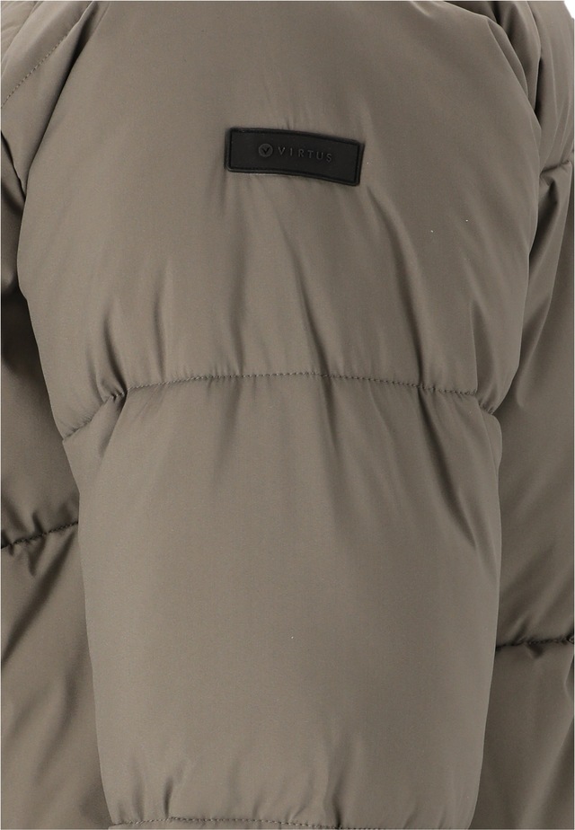 Virtus Outdoorjacke »Mackey« mit wasserabweisender Eigenschaft