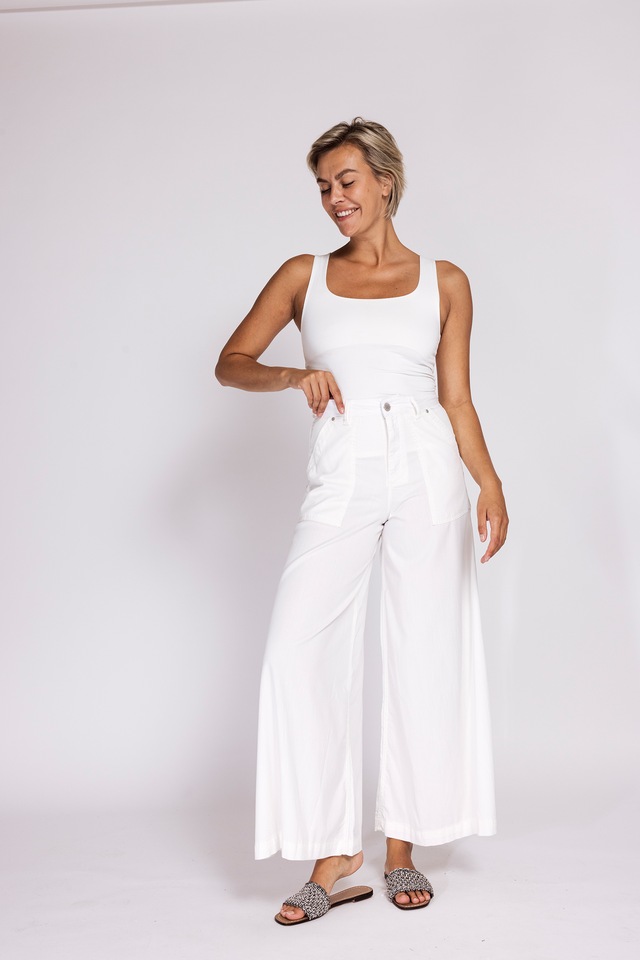 Zhrill Culotte »CHATTI« extra weiter Jeans-Style, normale Passform, mit Gürtelschlaufen