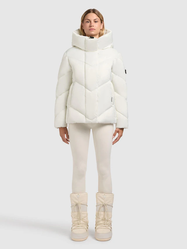 khujo Winterjacke »Olsa2« mit Kapuze Gefütterte Steppjacke mit Kapuze