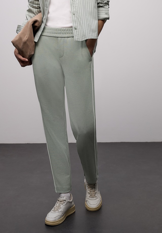 STREET ONE Stoffhose »Style Bonny« mit sportiven Tape Details