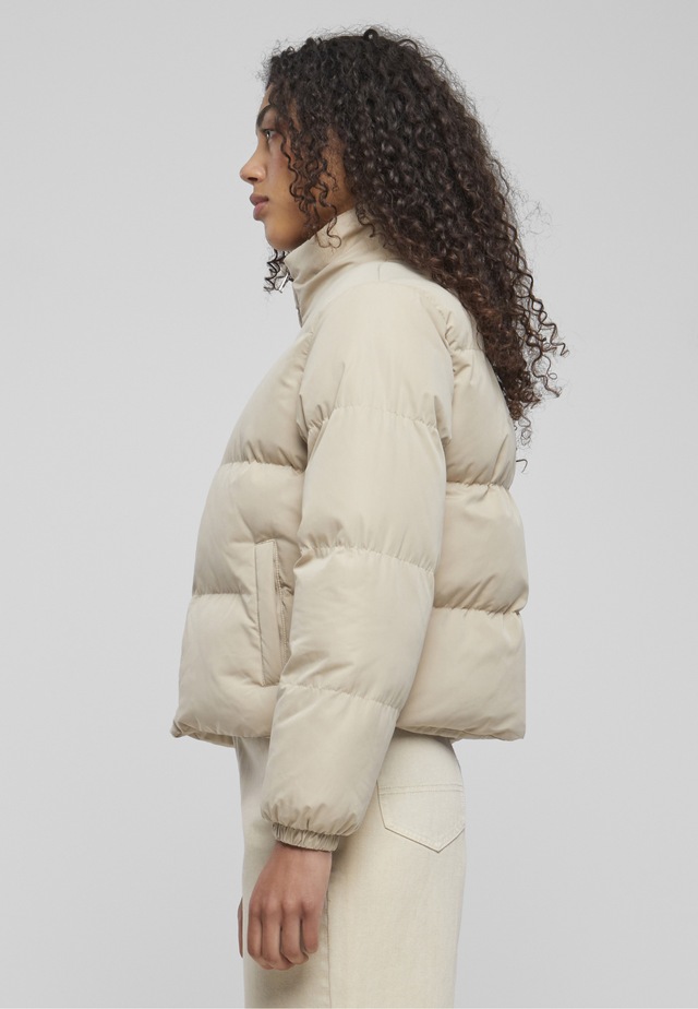 URBAN CLASSICS Winterjacke »Urban Classics Damen Ladies Short Peached Puffer Jacket« 1 Stk. tlg. ohne Kapuze