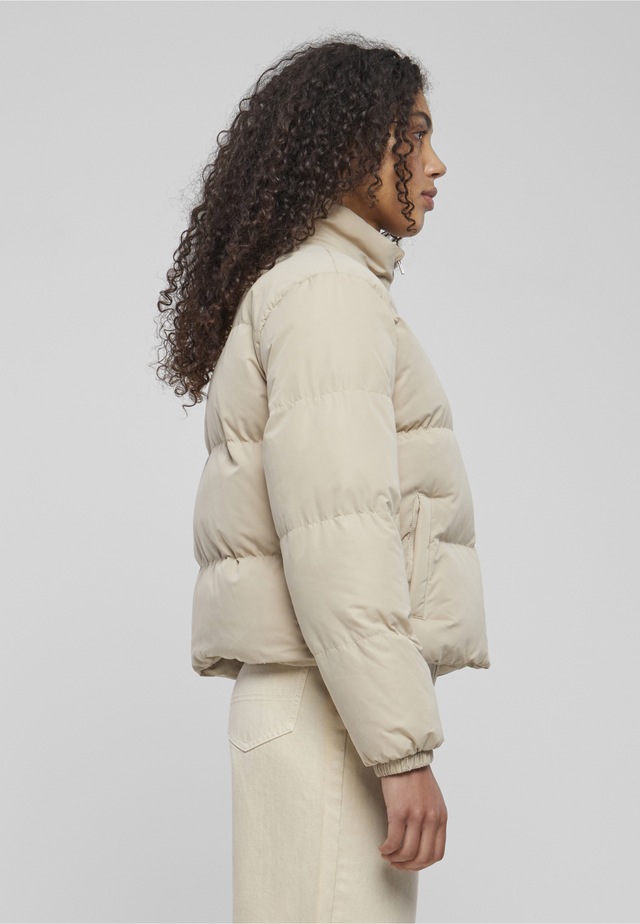 URBAN CLASSICS Winterjacke »Urban Classics Damen Ladies Short Peached Puffer Jacket« 1 Stk. tlg. ohne Kapuze