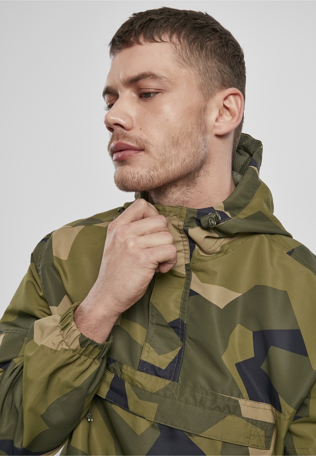 Brandit Allwetterjacke »Brandit Herren Summer Pull Over Jacket« 1 Stk. tlg. mit Kapuze