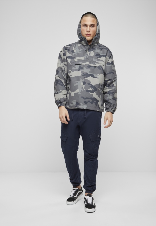 Brandit Allwetterjacke »Brandit Herren Summer Pull Over Jacket« 1 Stk. tlg. mit Kapuze